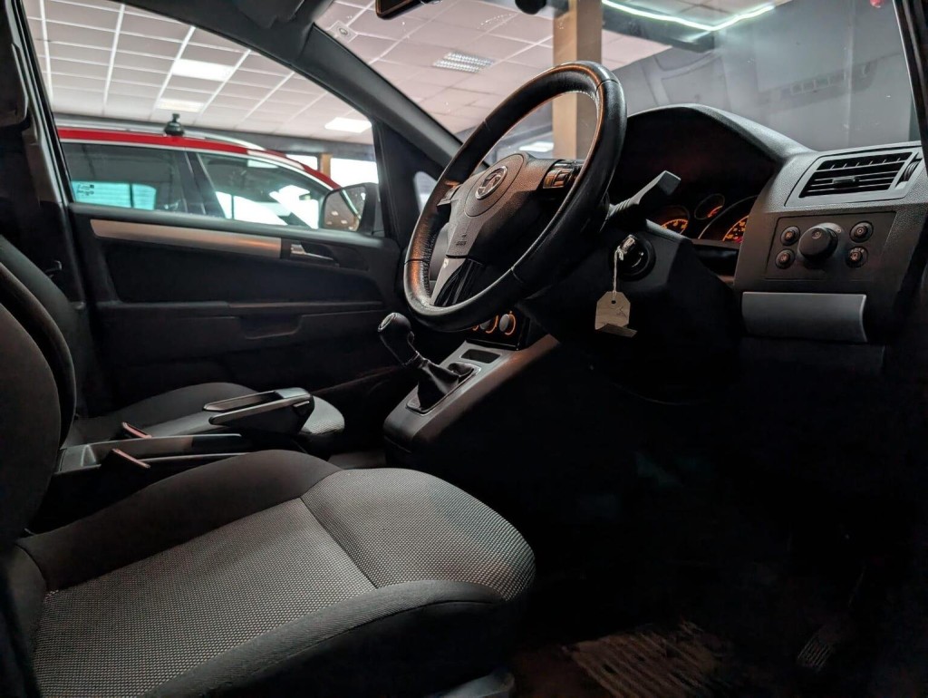 VAUXHALL ZAFIRA