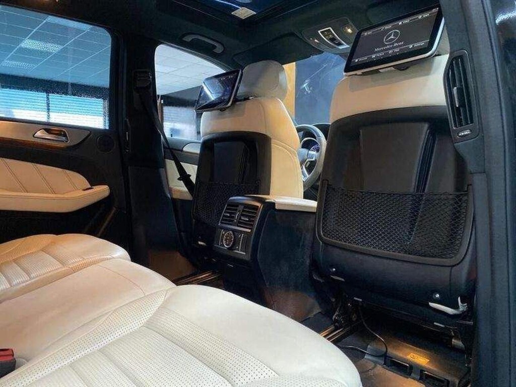 MERCEDES-BENZ M CLASS