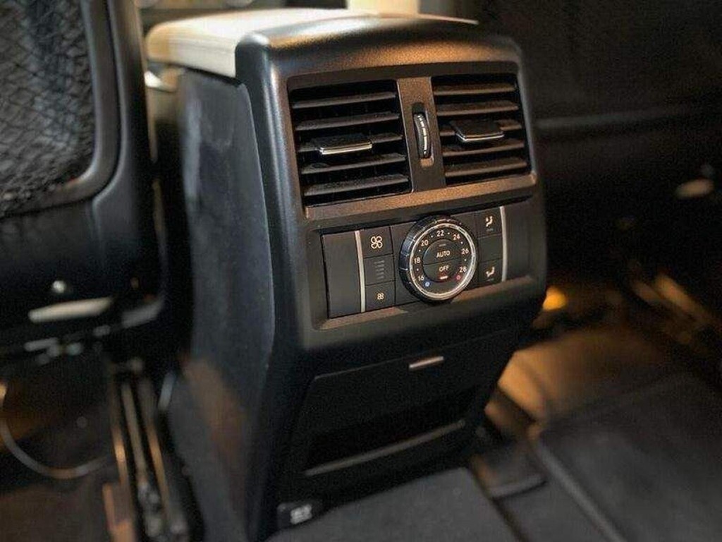 MERCEDES-BENZ M CLASS