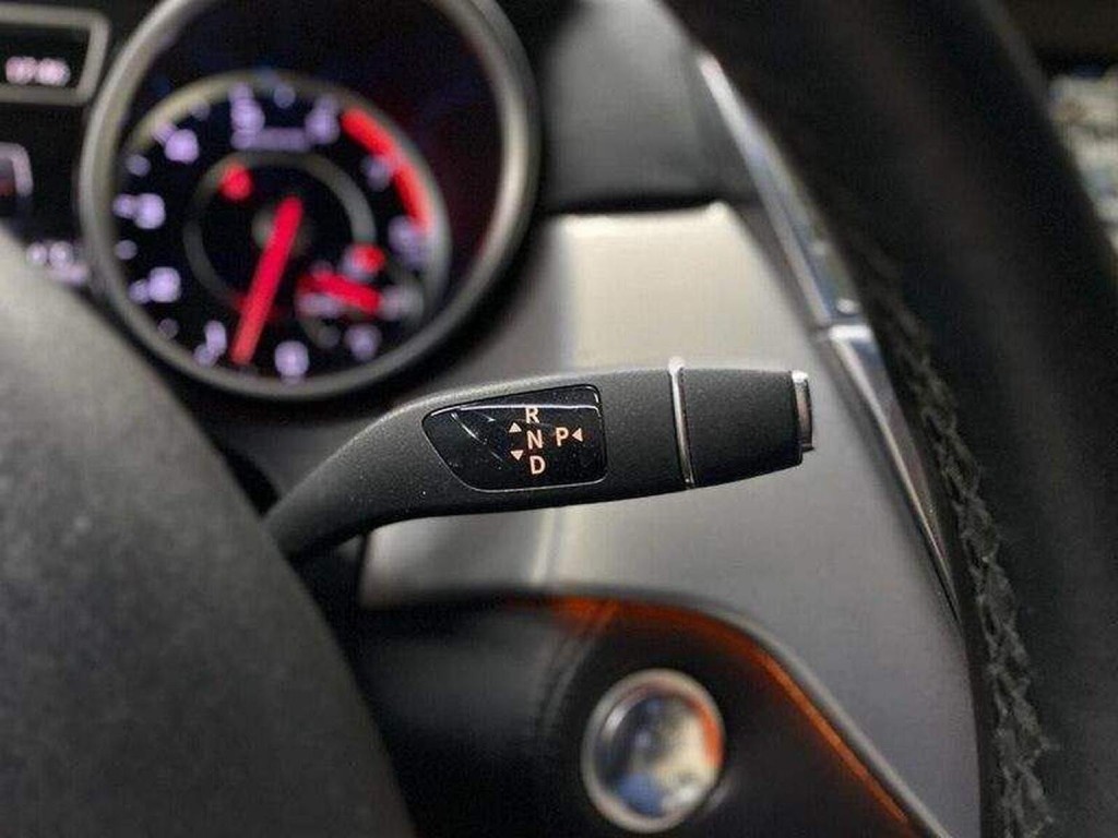 MERCEDES-BENZ M CLASS