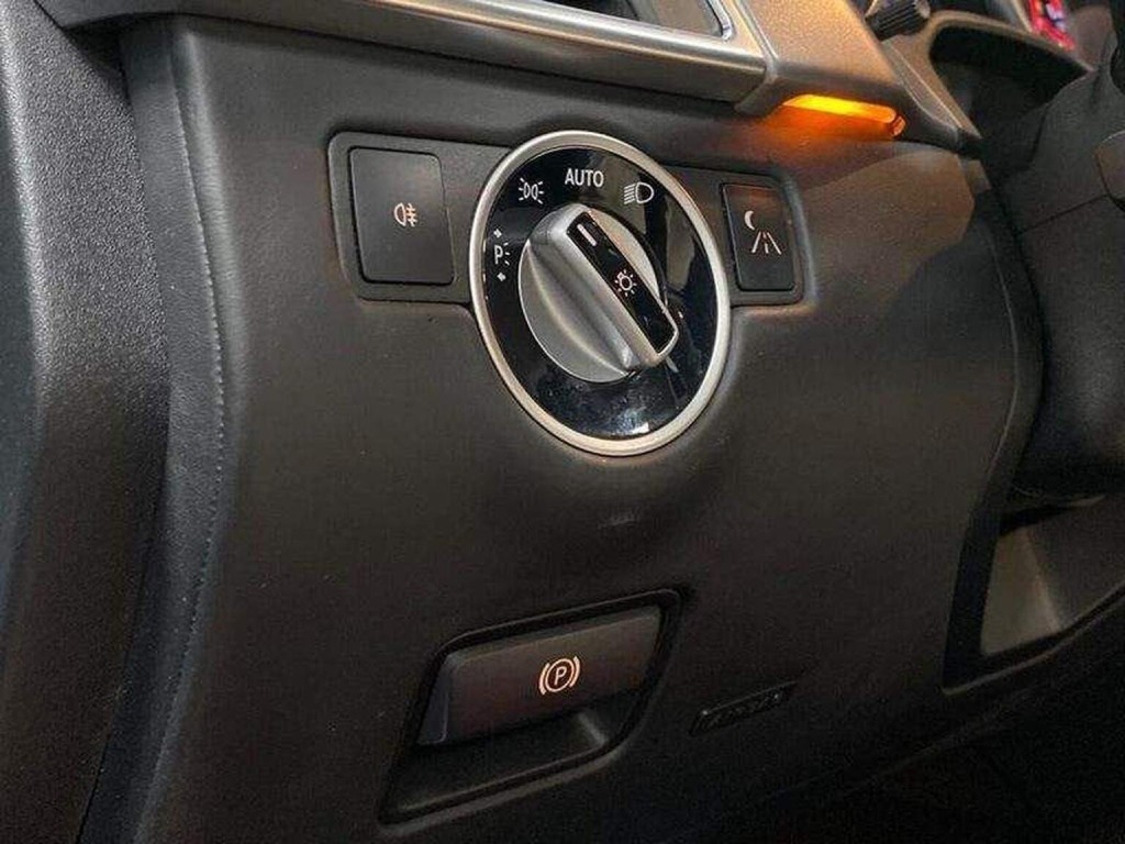 MERCEDES-BENZ M CLASS