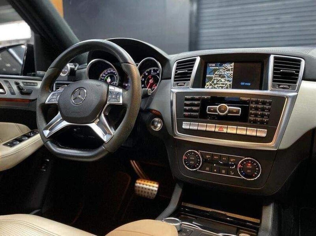 MERCEDES-BENZ M CLASS