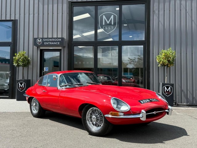 JAGUAR E-TYPE