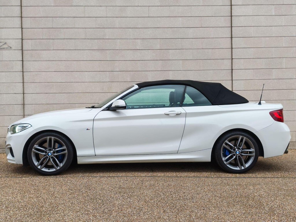 BMW 2 SERIES
