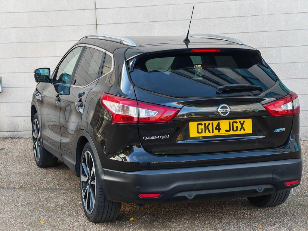 NISSAN QASHQAI