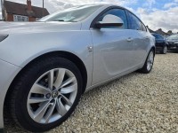 VAUXHALL INSIGNIA