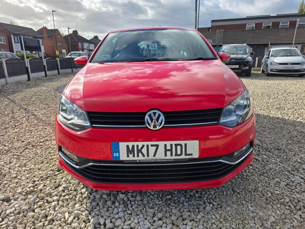 VOLKSWAGEN POLO