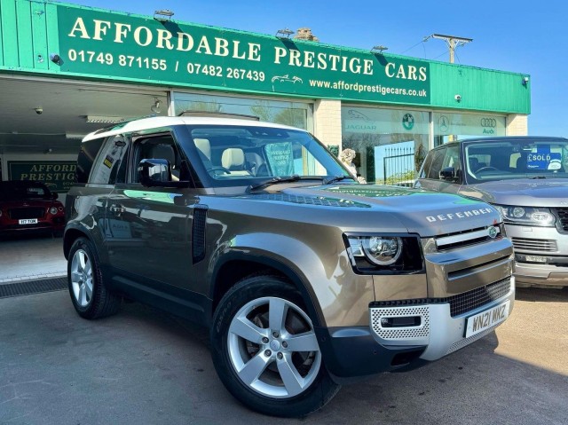 LAND ROVER DEFENDER 90