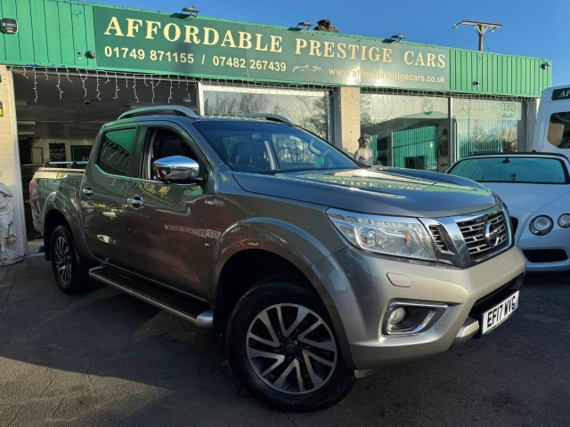 NISSAN NAVARA