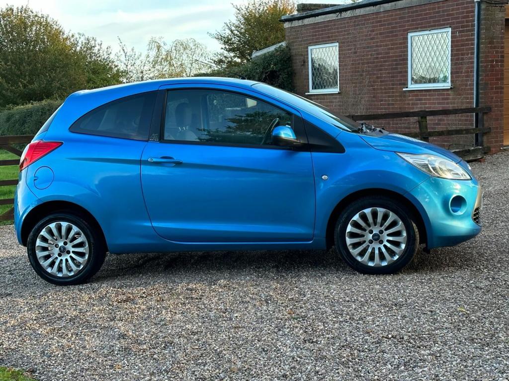 FORD KA