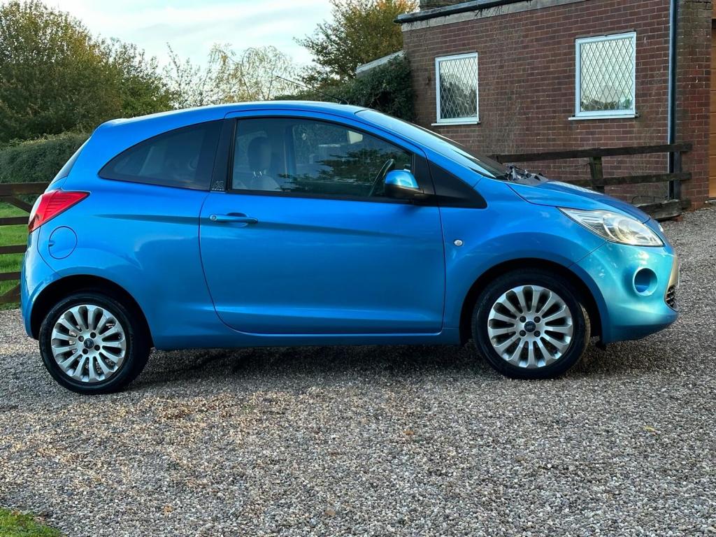 FORD KA