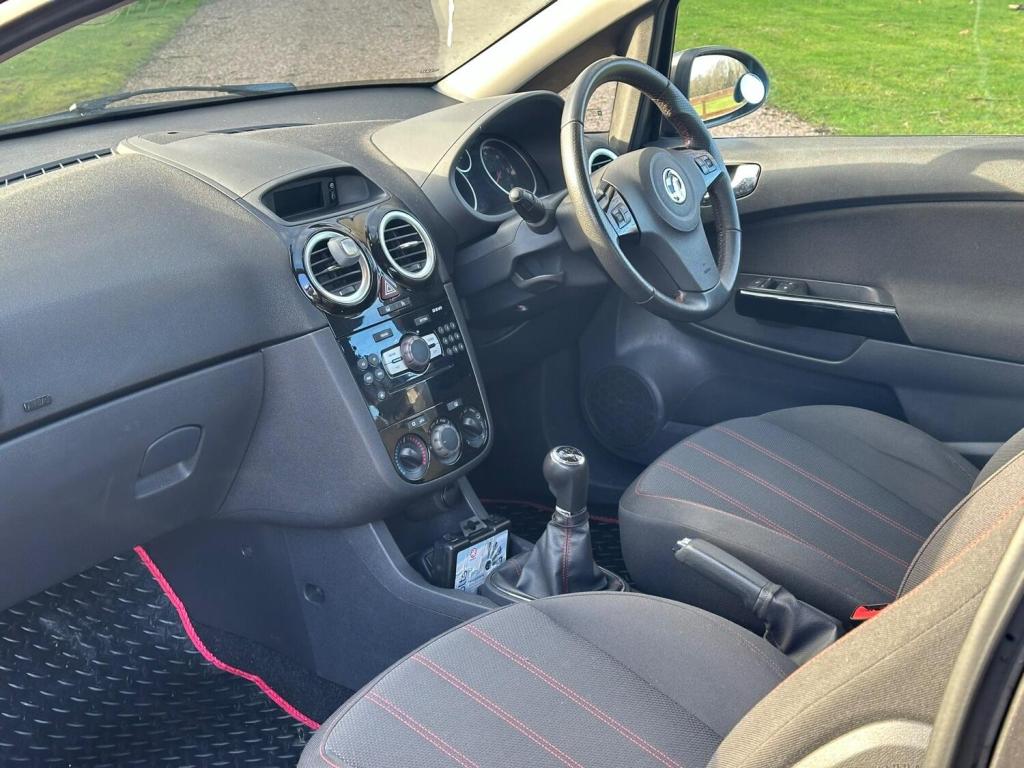 VAUXHALL CORSA