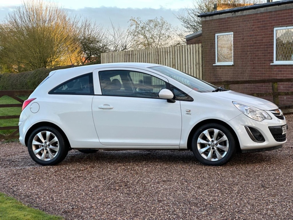 VAUXHALL CORSA