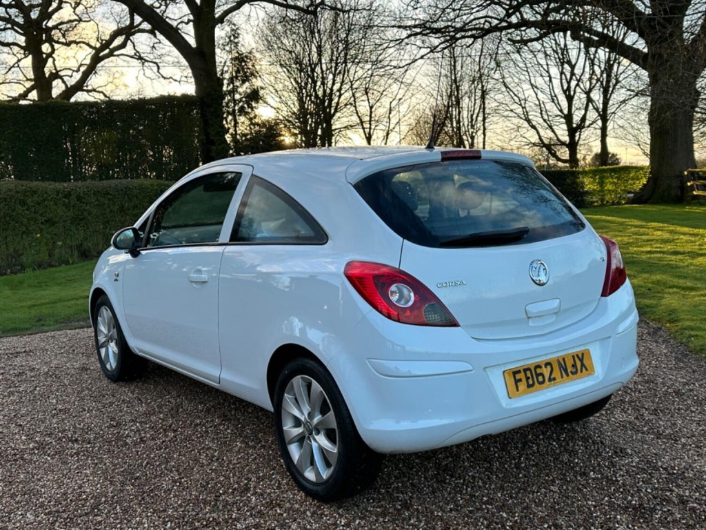 VAUXHALL CORSA