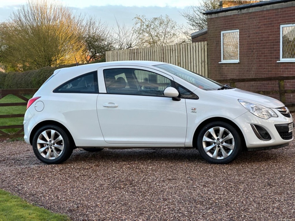 VAUXHALL CORSA
