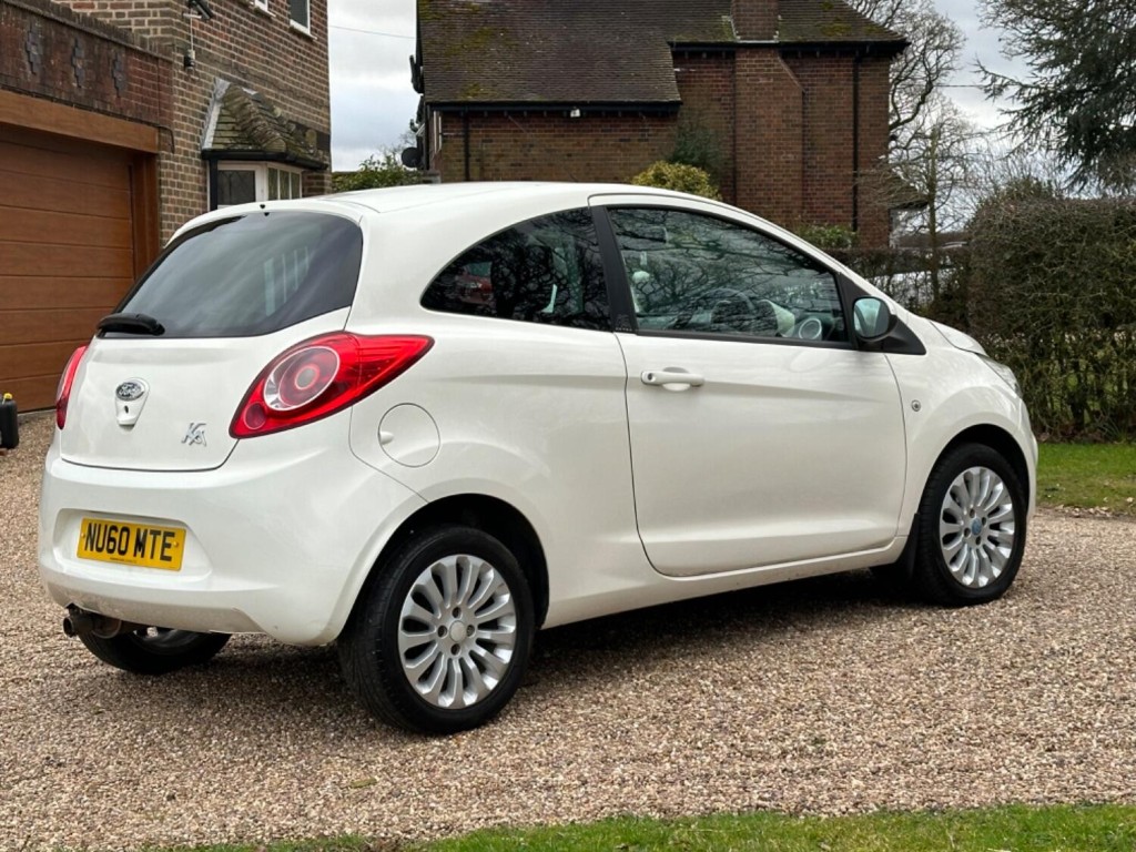 FORD KA