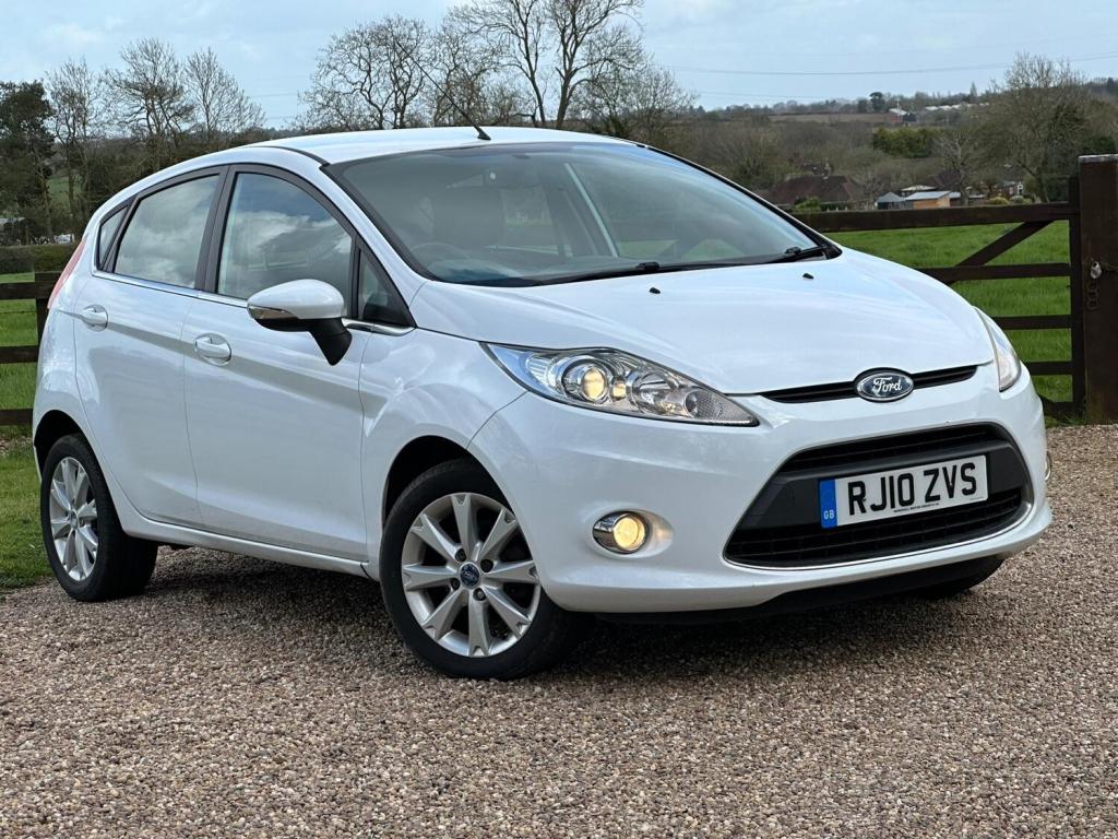 View FORD FIESTA 1.6 TDCi Zetec 