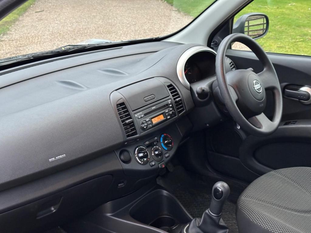 View NISSAN MICRA 1.2 16v Visia 