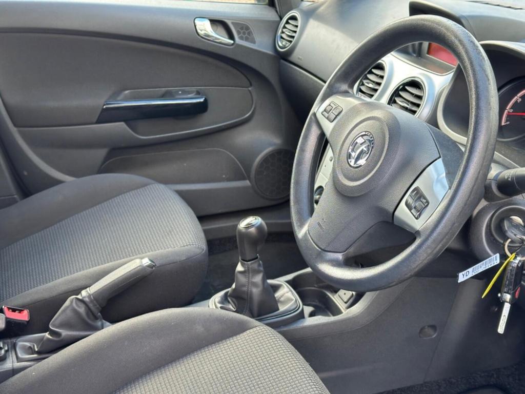 VAUXHALL CORSA