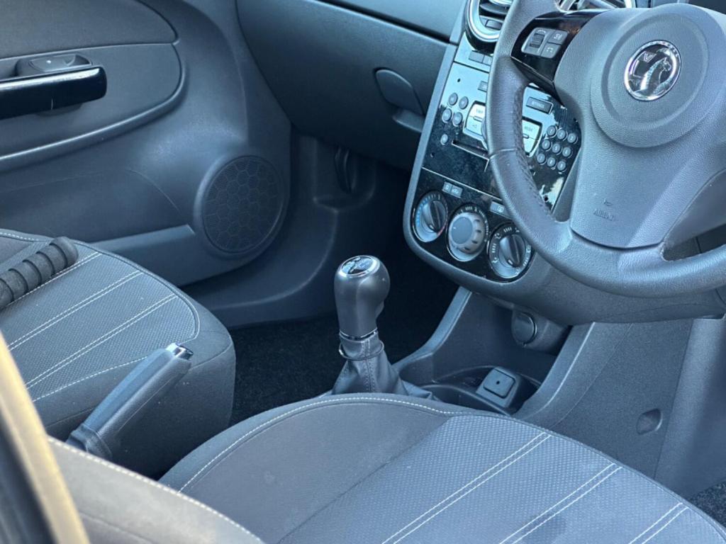 VAUXHALL CORSA