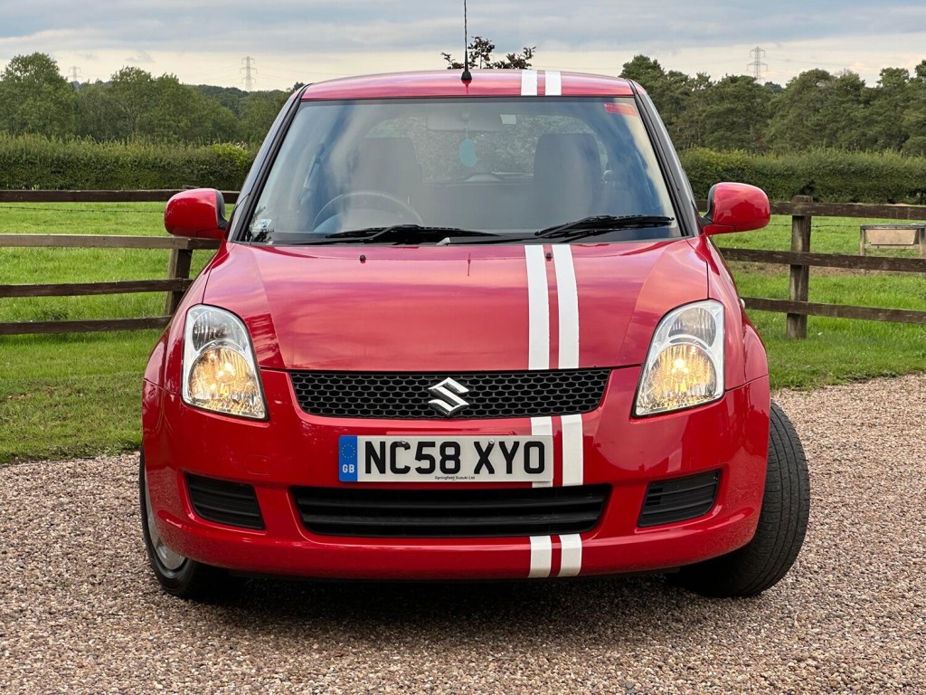 SUZUKI SWIFT