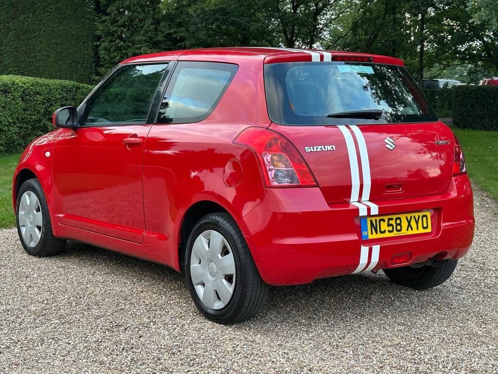 View SUZUKI SWIFT 1.3 GL 