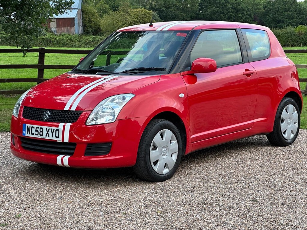 SUZUKI SWIFT