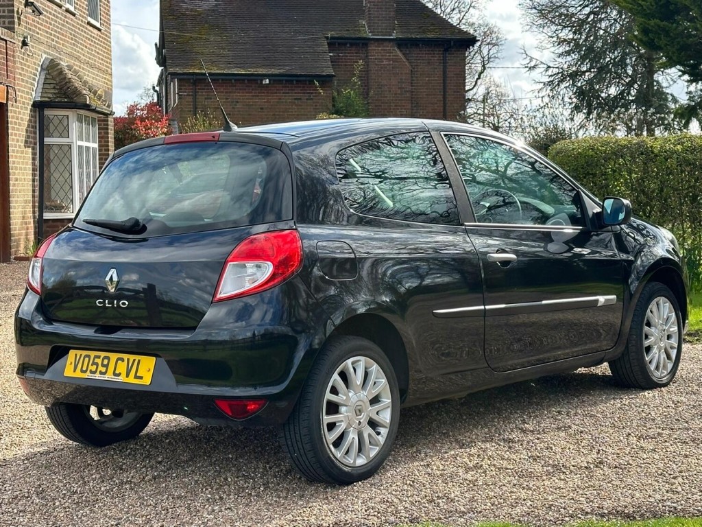RENAULT CLIO