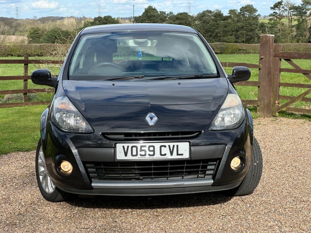 RENAULT CLIO