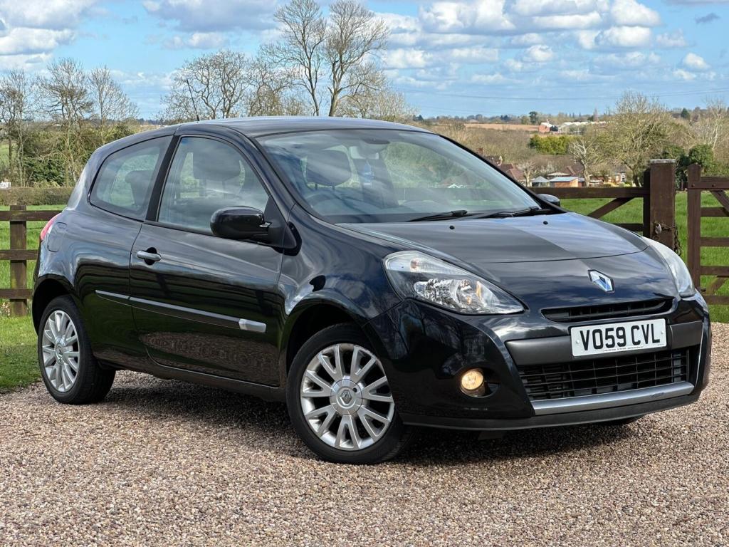 View RENAULT CLIO 1.5 dCi Dynamique 