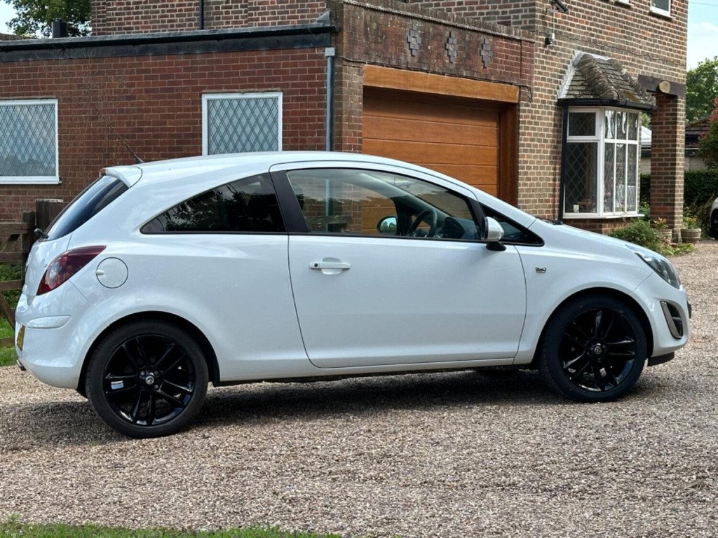 VAUXHALL CORSA