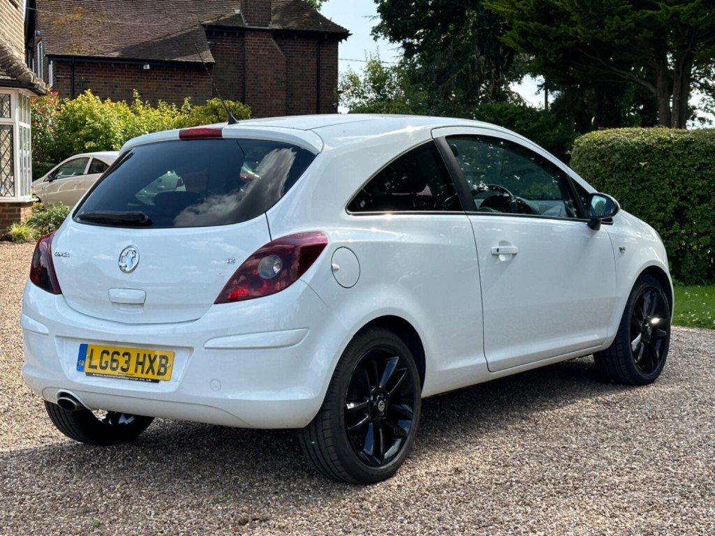 VAUXHALL CORSA