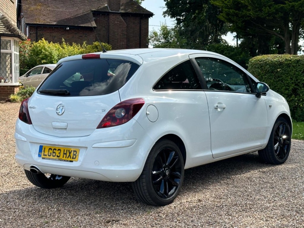VAUXHALL CORSA