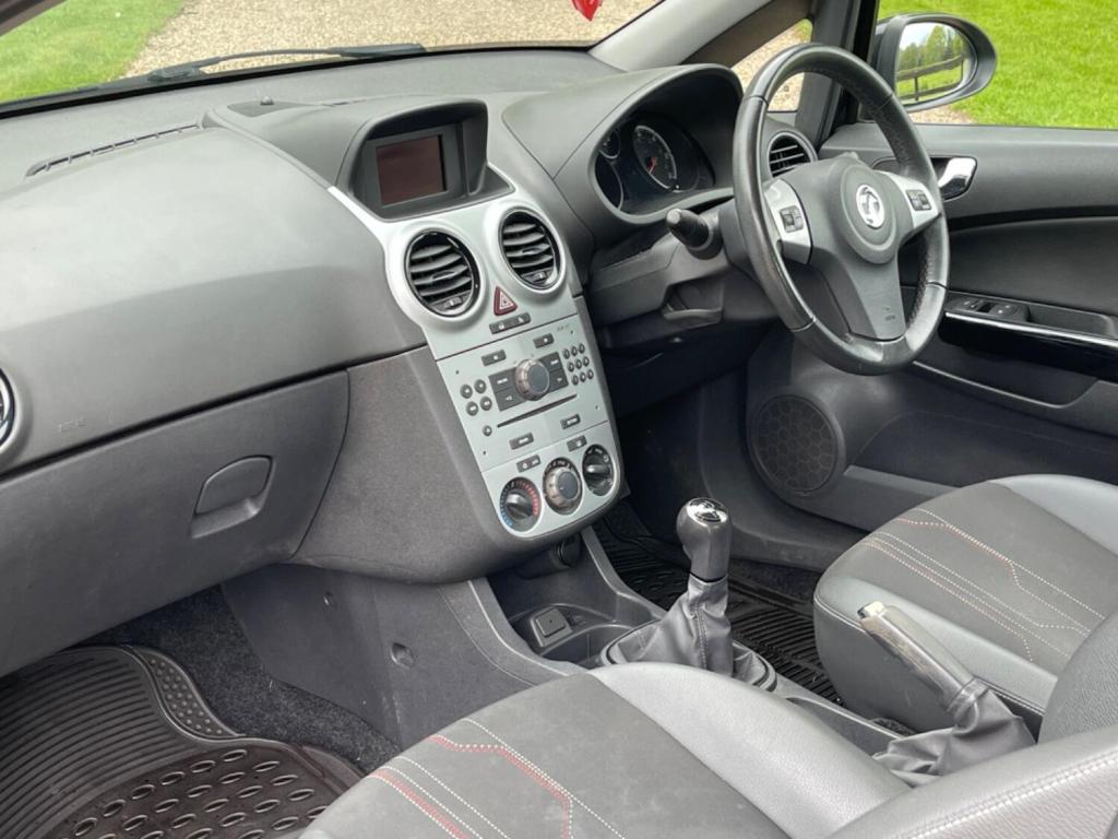 VAUXHALL CORSA