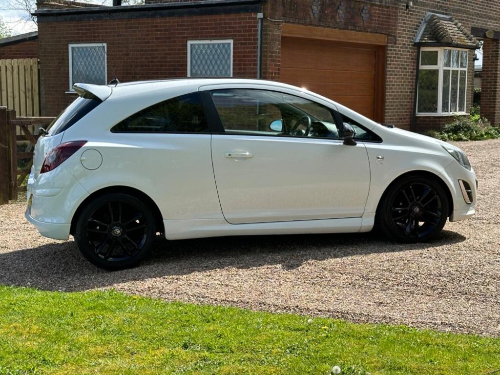 VAUXHALL CORSA