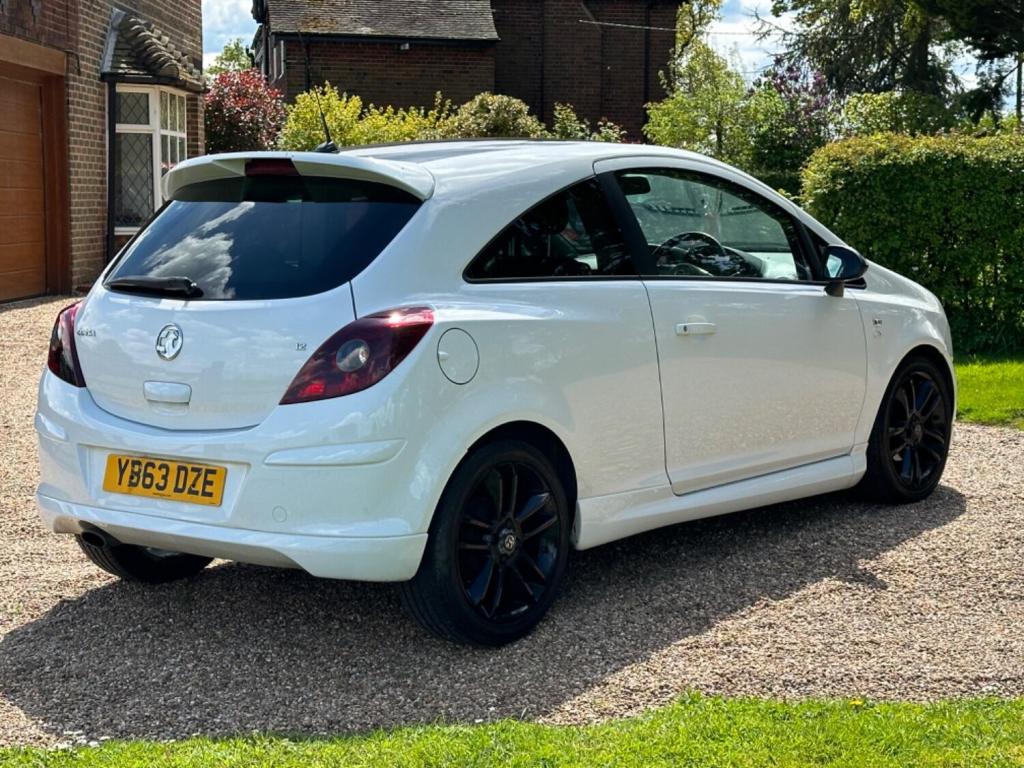 VAUXHALL CORSA