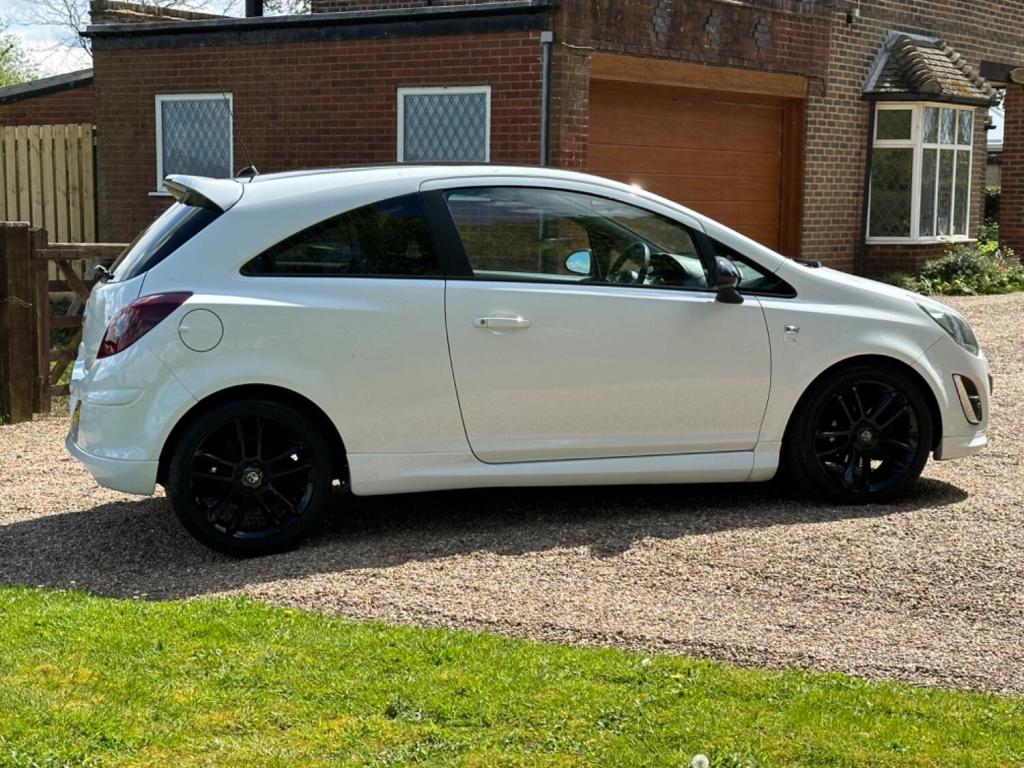 VAUXHALL CORSA