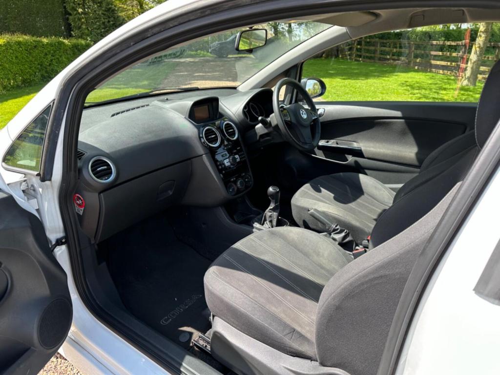 VAUXHALL CORSA