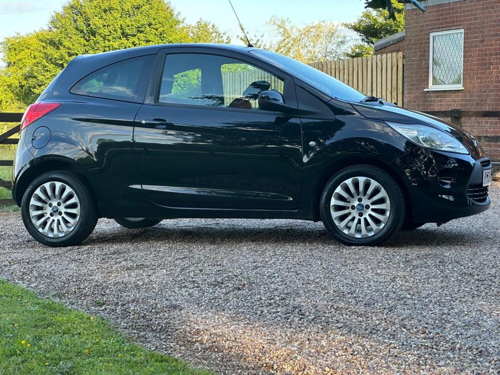 FORD KA