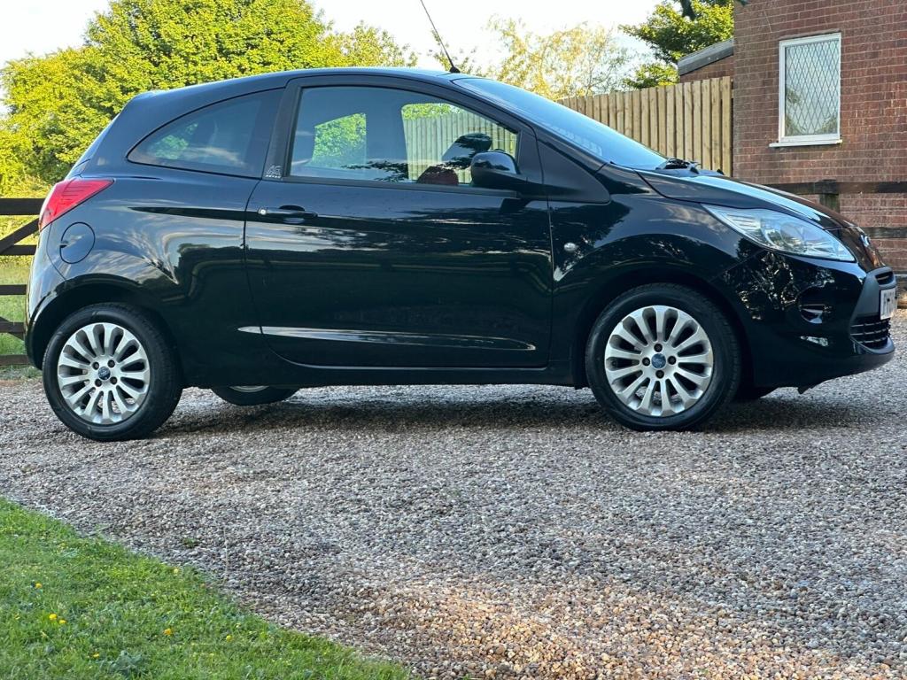 FORD KA