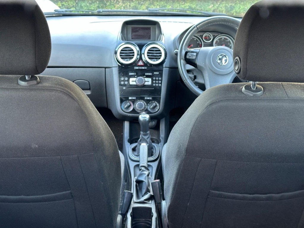 VAUXHALL CORSA