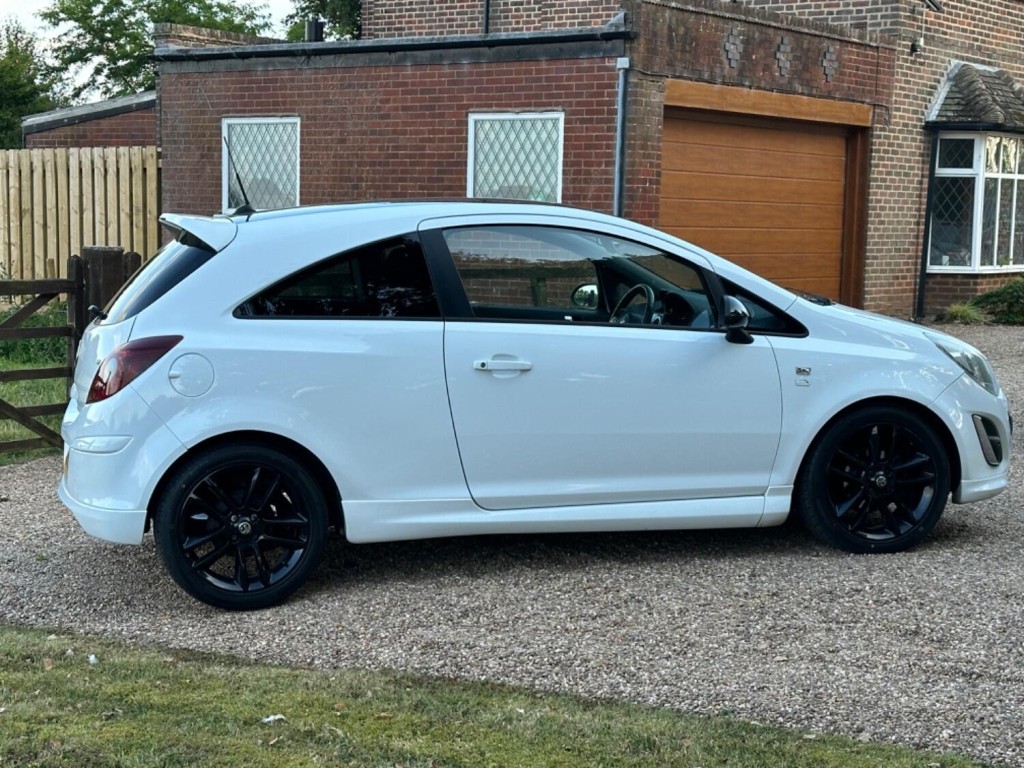 VAUXHALL CORSA