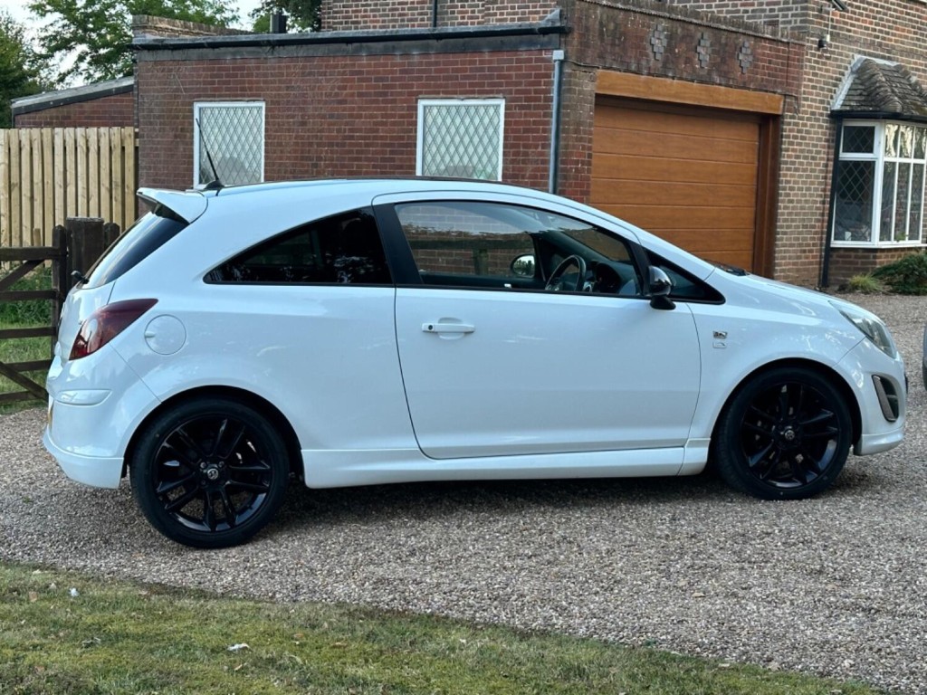VAUXHALL CORSA