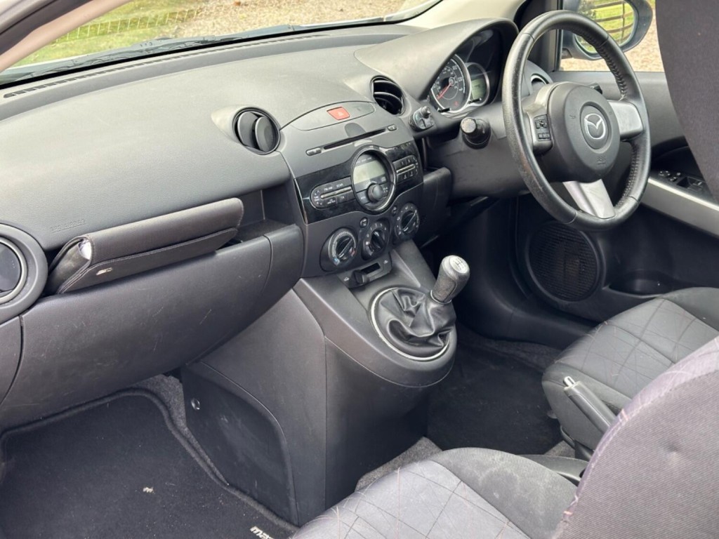 MAZDA MAZDA2