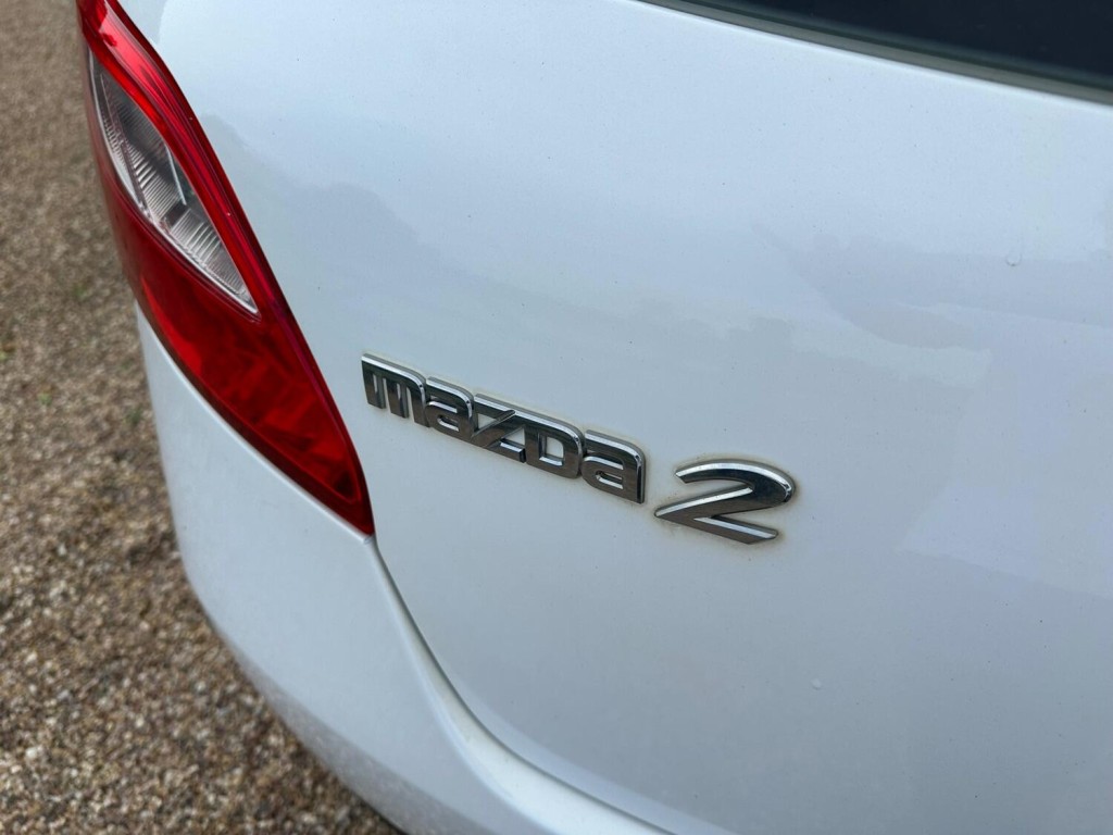 MAZDA MAZDA2