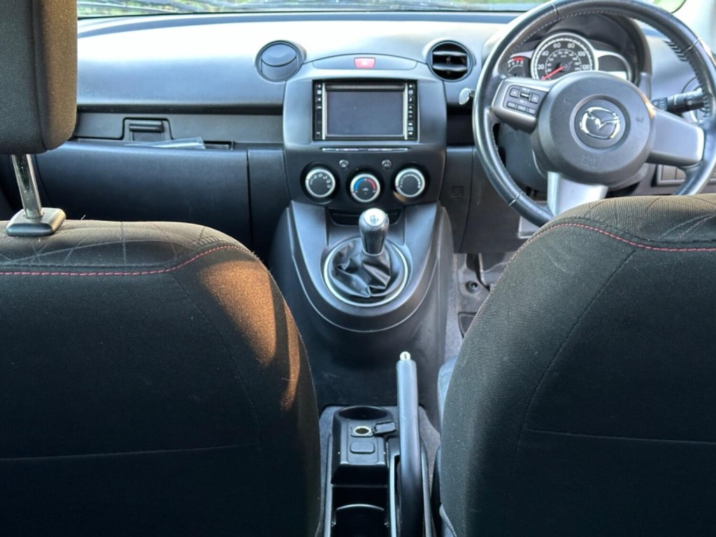 MAZDA MAZDA2