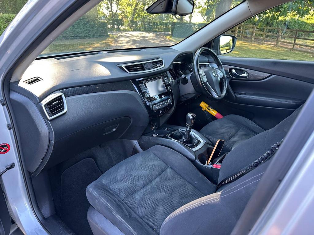 View NISSAN X-TRAIL 1.6 dCi n-tec