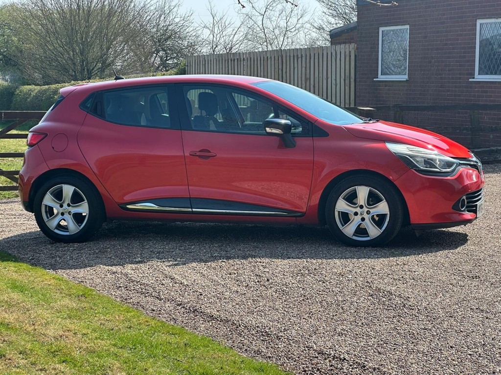 RENAULT CLIO