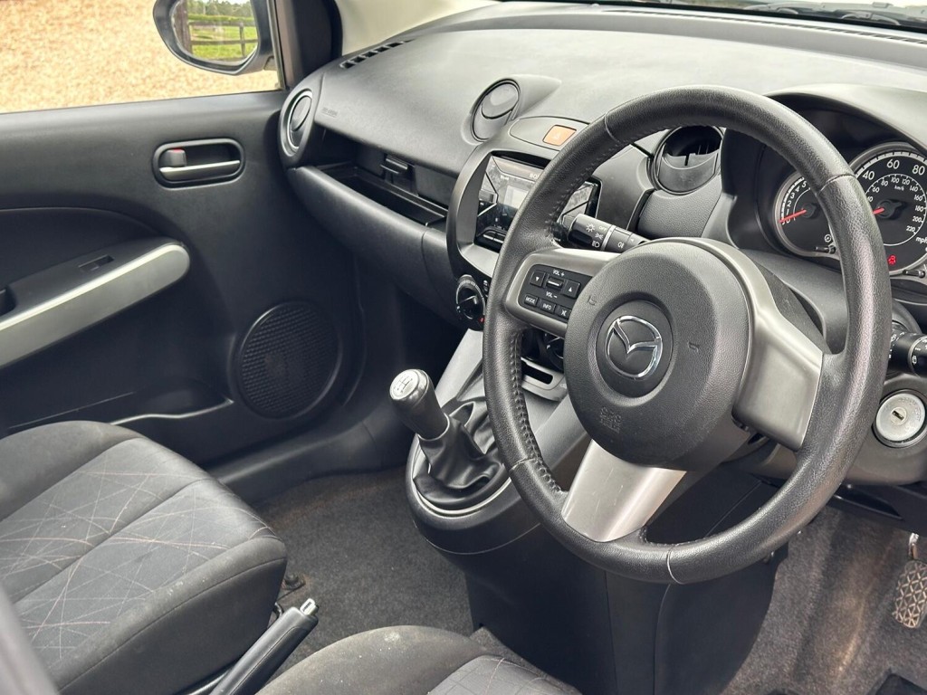 MAZDA MAZDA2