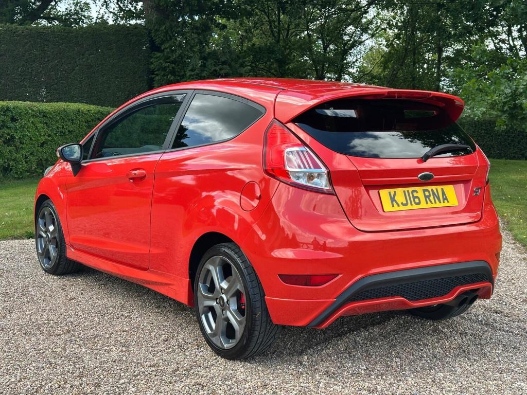 View FORD FIESTA 1.6 T EcoBoost ST-3